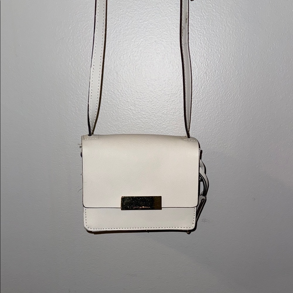 Elegant White Crossbody Bag